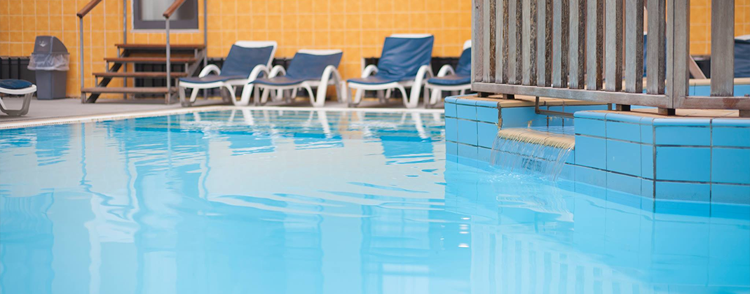 Открытый бассейн резиденции Открытый бассейн резиденции