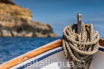 Нос традиционной мальтийской лодки